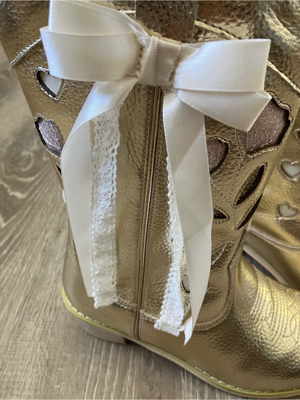Gold Cowgirl Boots 🎀 - Picture 8 of 10